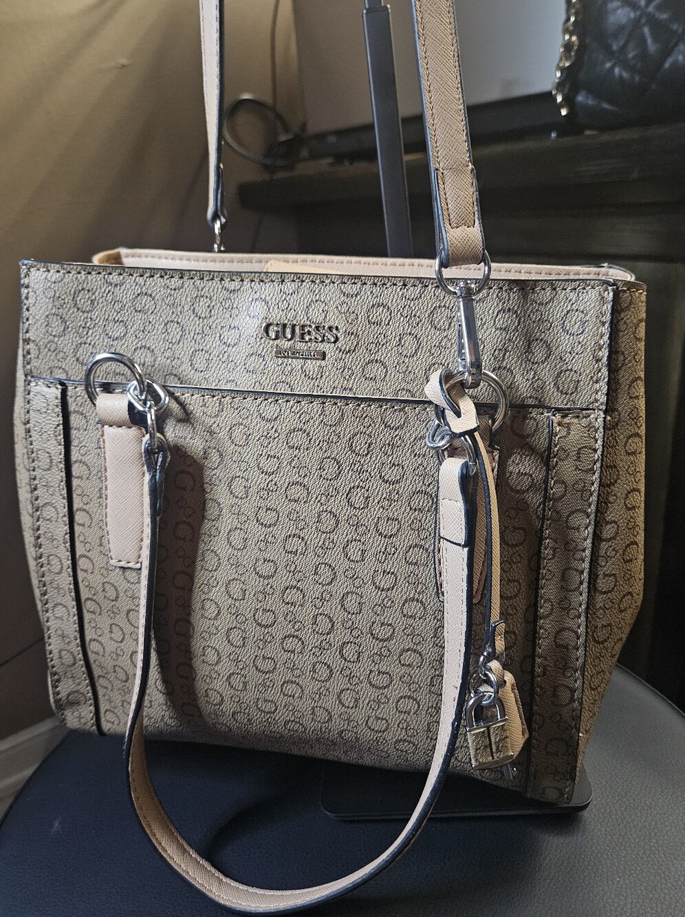 NWT Guess Erica Monogram Tote- In Mocha Logo